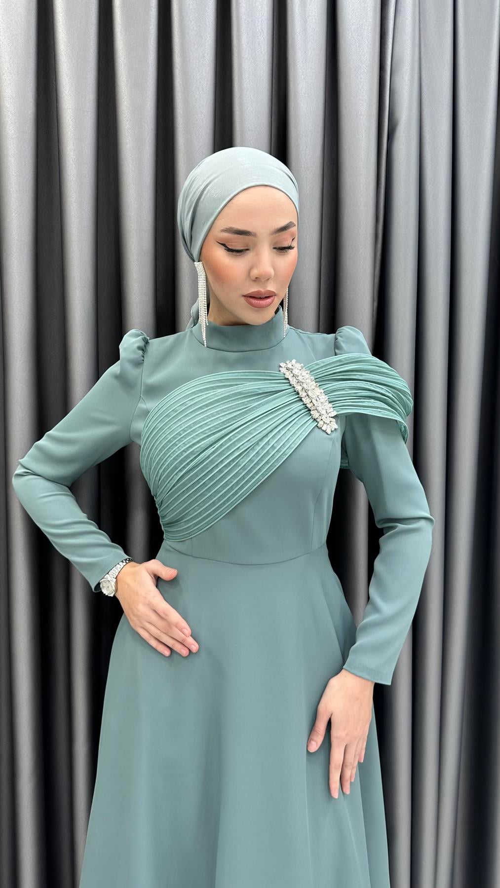 5052 Beyza Abiye-Mint