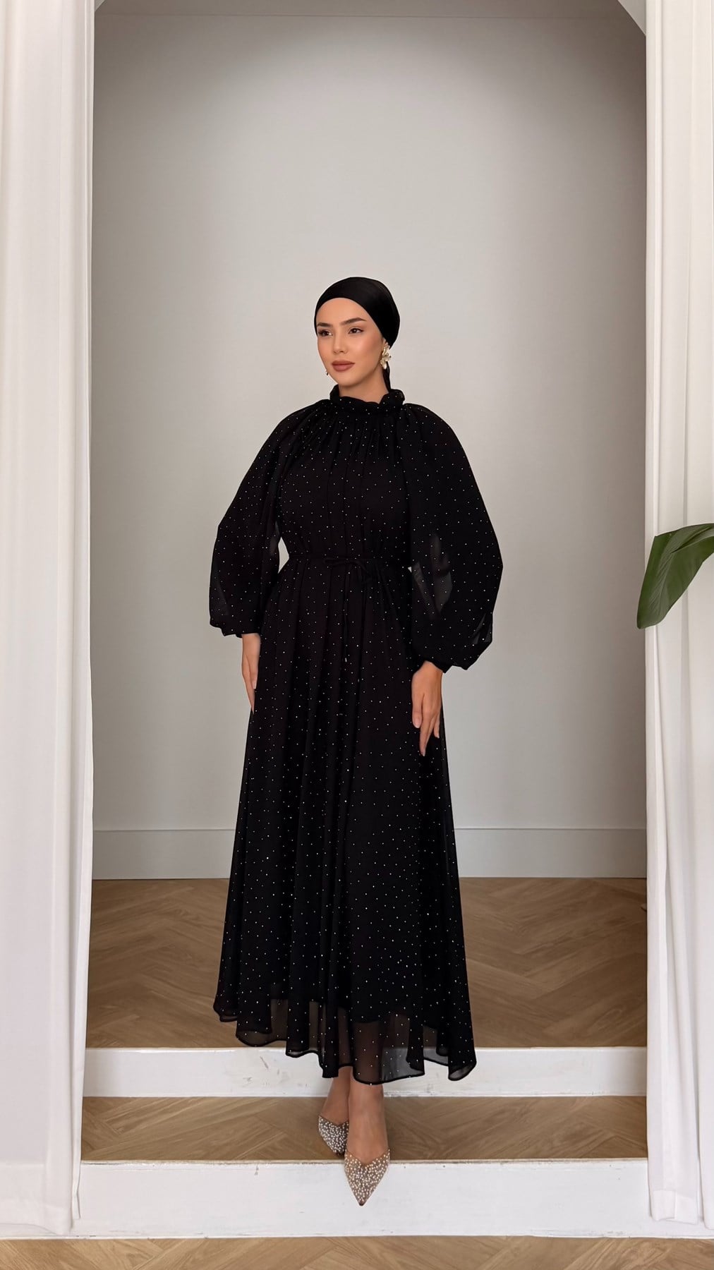 5146 W Taşlı Elbise-Siyah