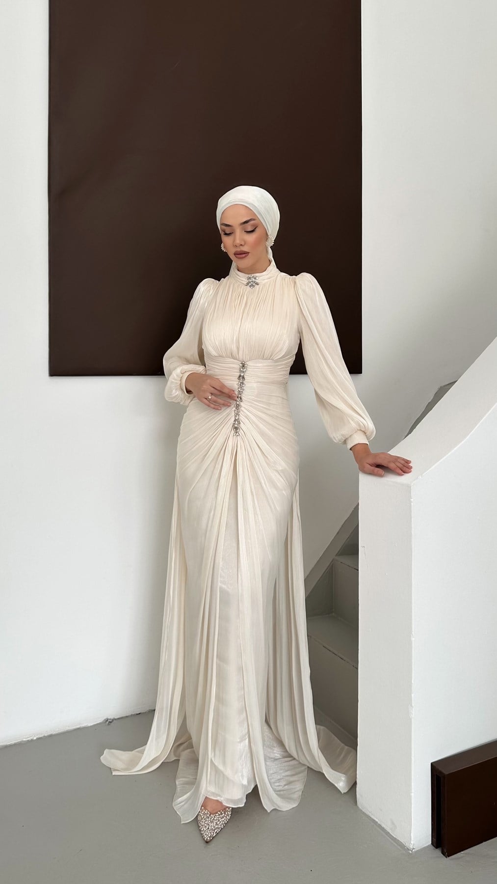 5147 H Yasmin Abiye-Krem