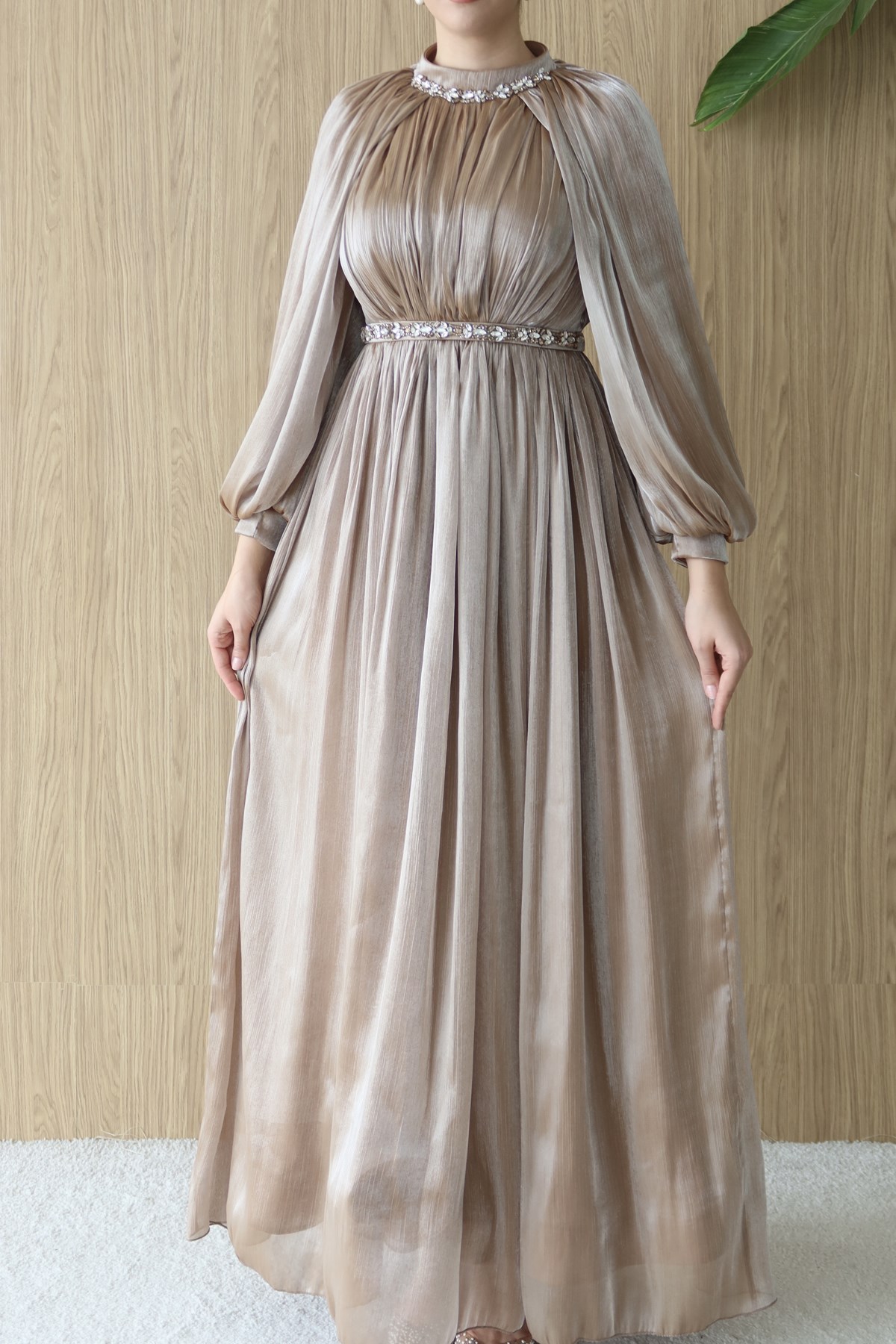 5240 H Sophia Abiye-Gold Rengi
