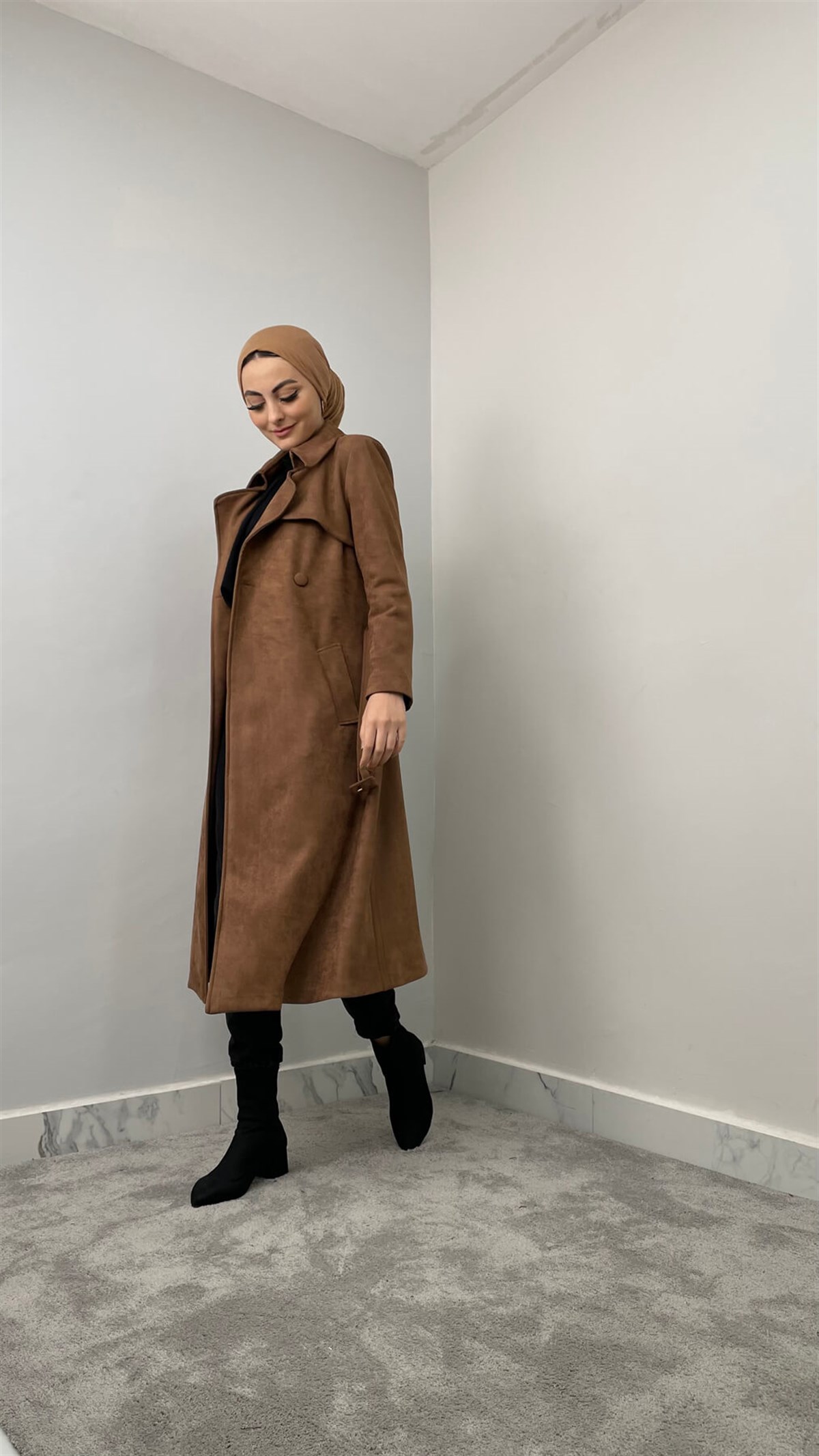 8947 Y Süet Kaban