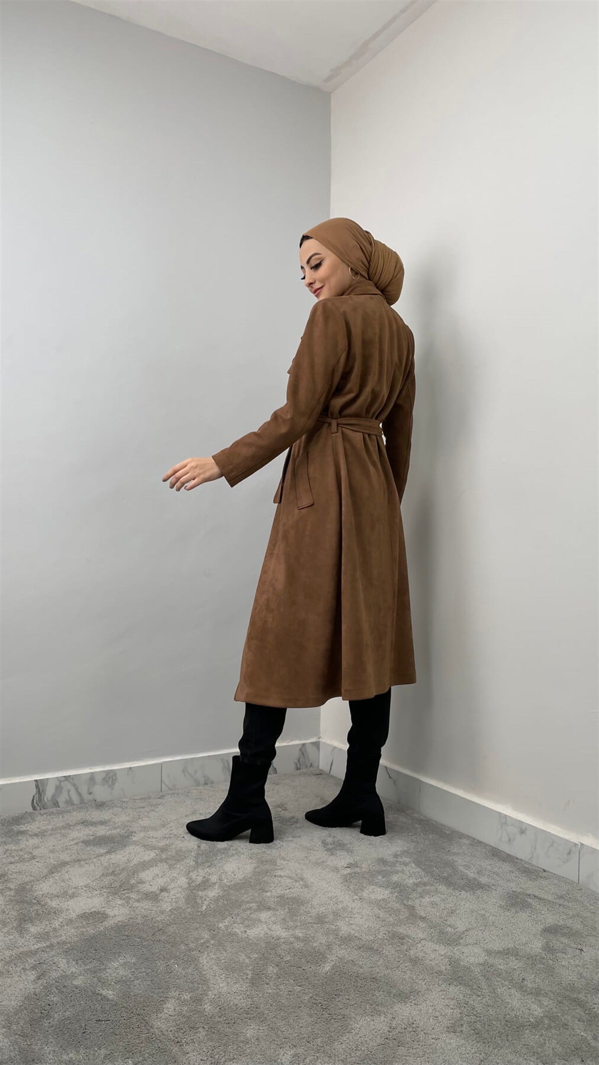 8947 Y Süet Kaban