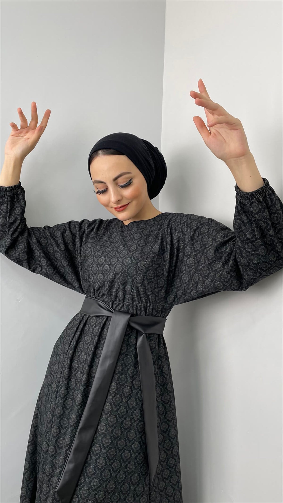 933 Gamzem Elbise