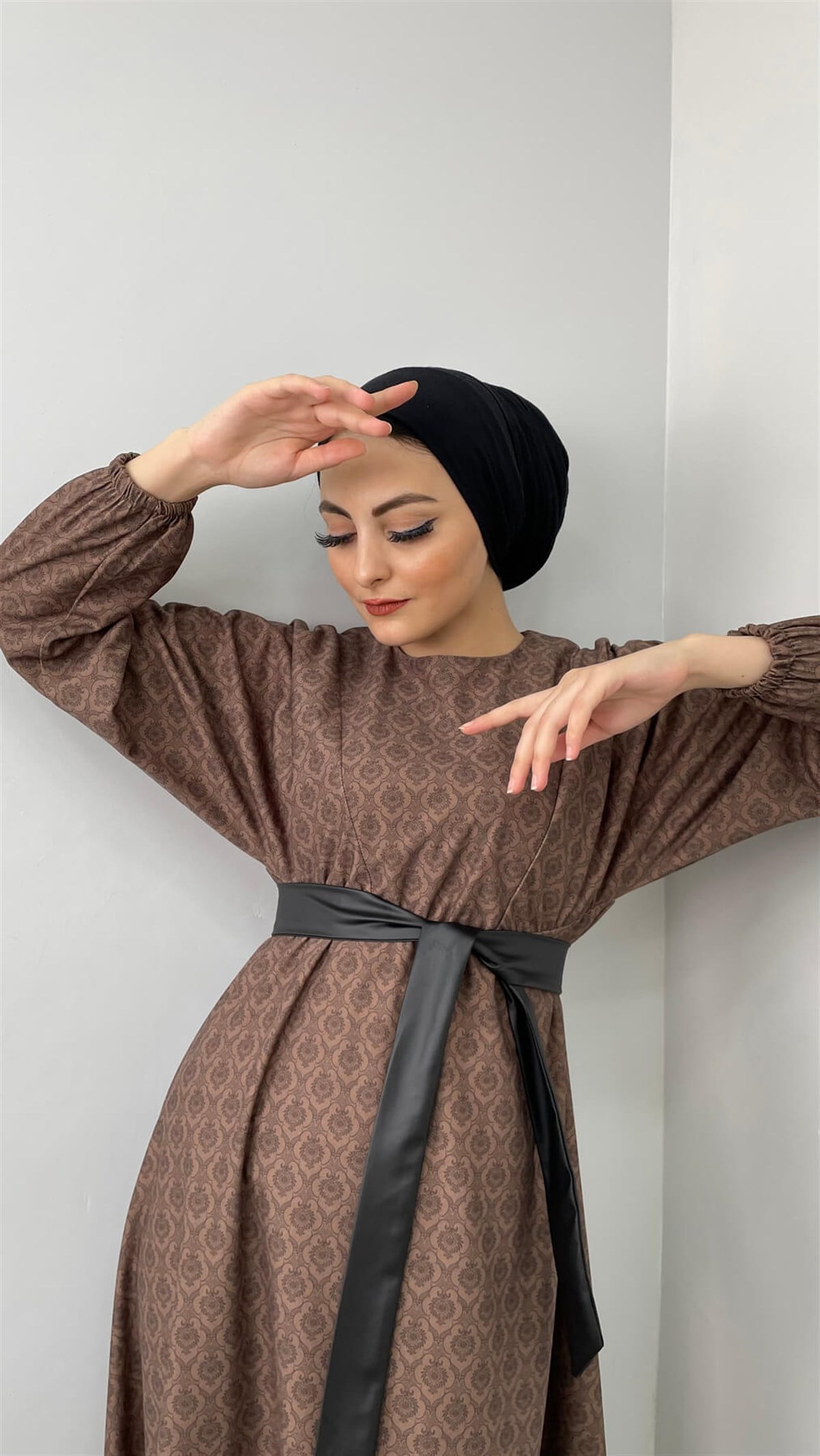933 Gamzem Elbise