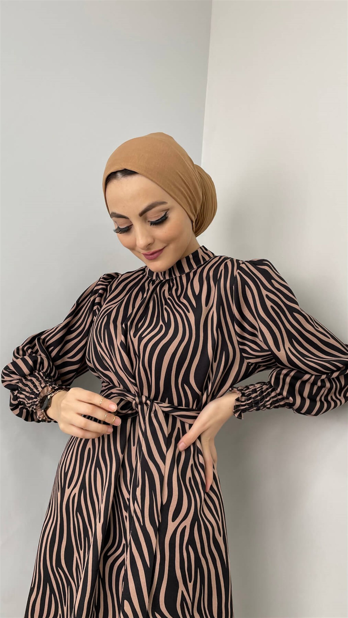 9420 Y Çizgili Takım