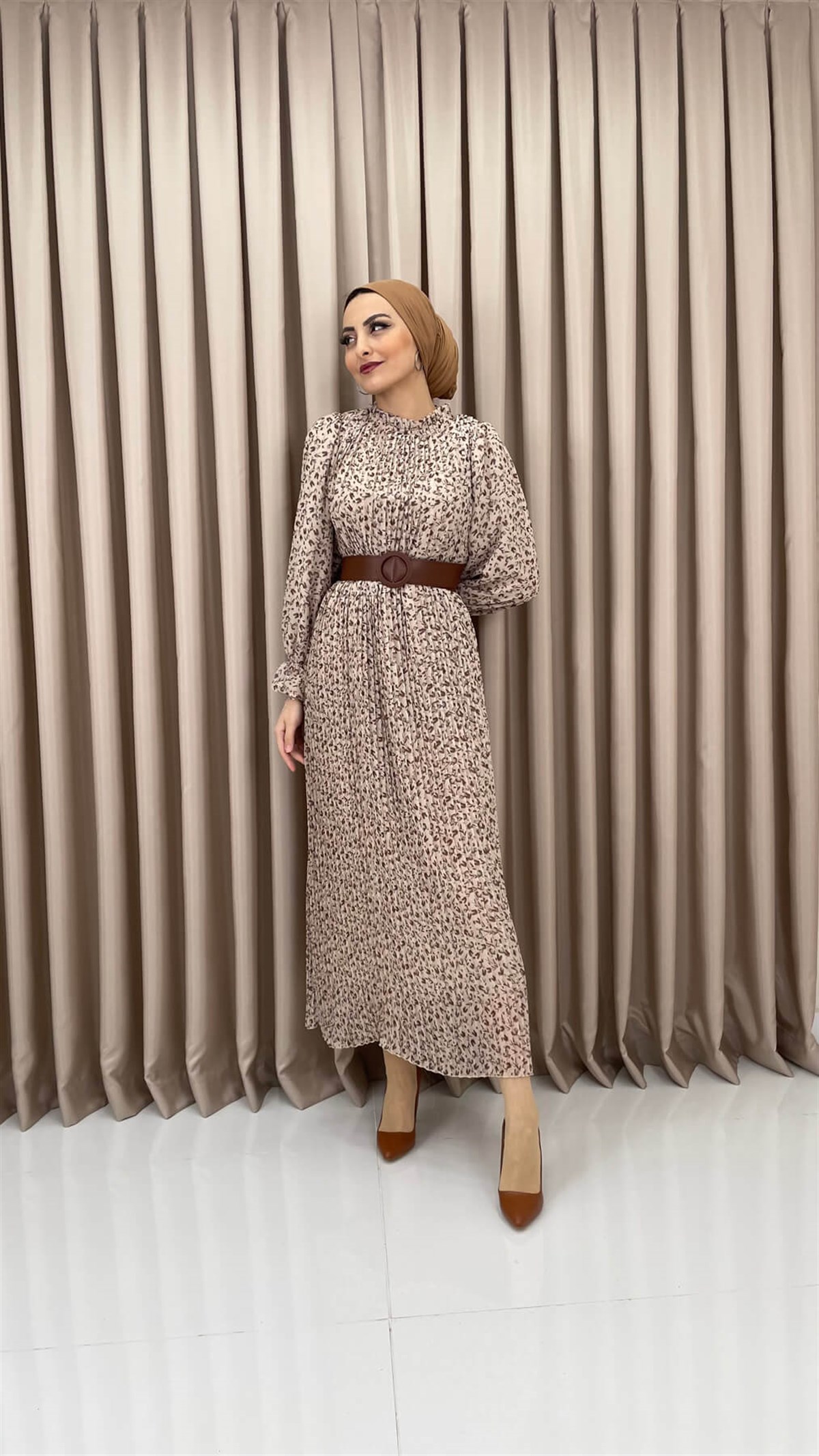 982 - Kemer Detaylı Desenli Elbise - Kahve Rengi