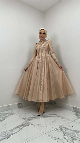 0007 M Tasarım Elbise