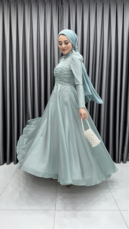 024 Ceren Abiye-Mint