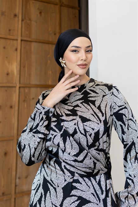 0583 Voria Elbise-Siyah