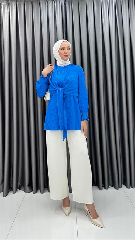 1142 - TİDY Bağlama Detaylı Tunikli ve Pantolonlu Desenli Kumaş Takım-Saks Mavi