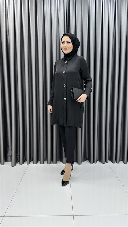 1450 - LAGOON Taşlı Düğme Detaylı Rahat Kesim Saten Tunik-Siyah
