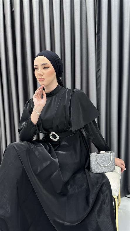 2209 P - Pelerin Kol ve Kemer Detaylı Tafta Abiye Elbise-Siyah