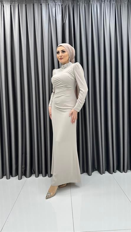 3980 T - Taş Detaylı ve Vücuda Oturan Kesim Krep Abiye Elbise-Taş
