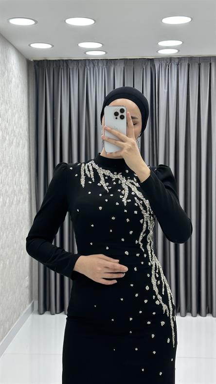 4003 T - Taş İşlemeli Balık Kesim Krep Abiye Elbise-Siyah