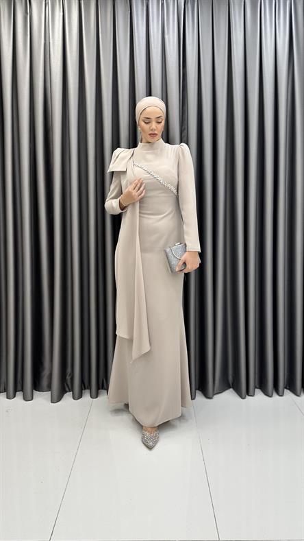 4067 Nelly Abiye-Taş