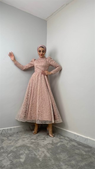 4379 Hennin Bayan Abiye