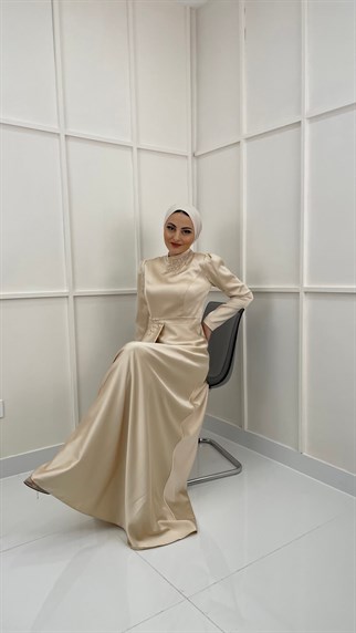 4440 - Taş İşlemeli Abiye Elbise-Gold Rengi