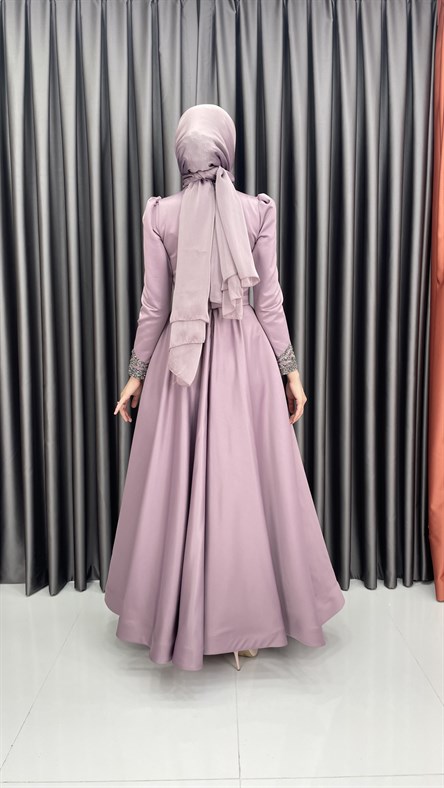 4454 H – Taş İşleme Detaylı Saten Kumaş Abiye-Lila