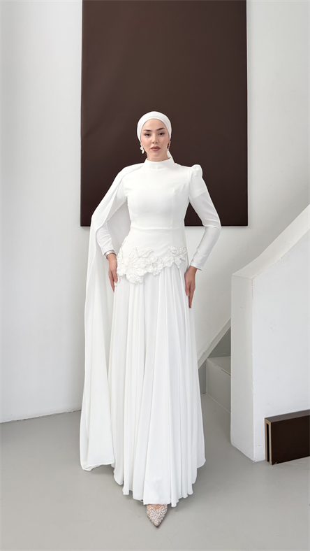4551 T Sarah Abiye-Beyaz
