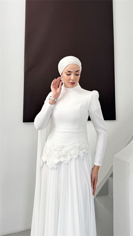 4551 T Sarah Abiye-Beyaz