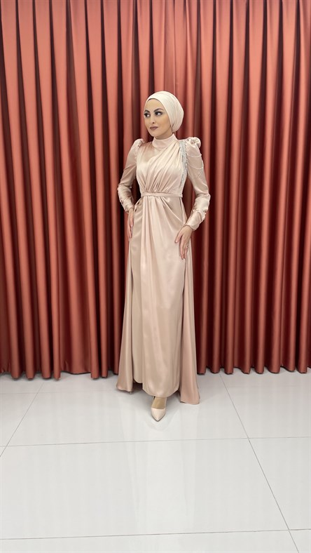 4576 H - Tek Omuzdan Boncuk Sallantılı Saten Abiye Elbise-Krem