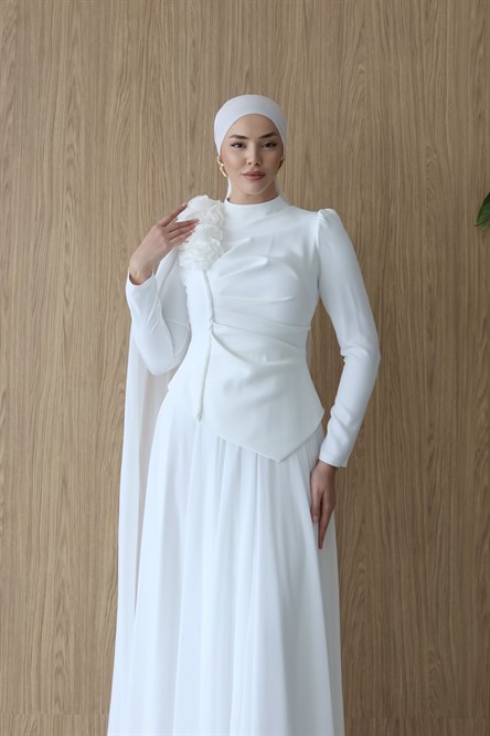 4580 T Olivia Abiye-Beyaz