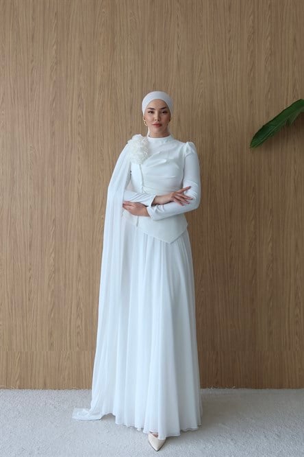 4580 T Olivia Abiye-Beyaz