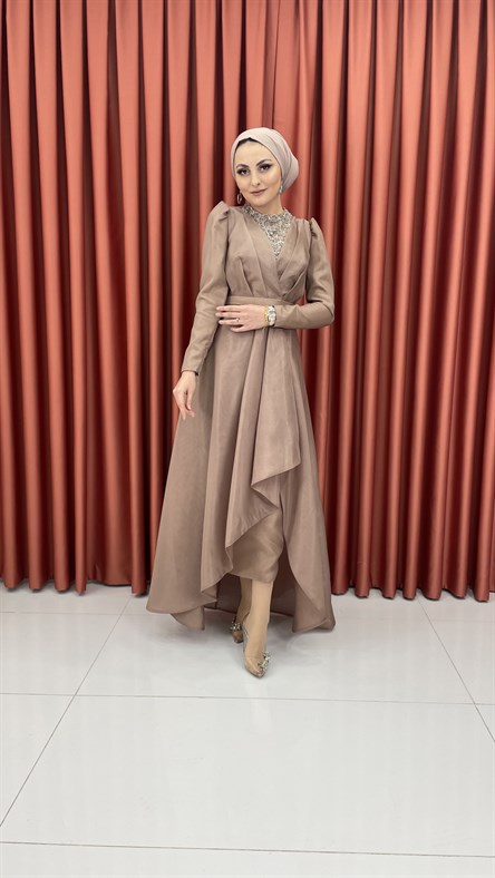 4585 H - V Yaka Detaylı Pile Görünümlü Tafta Abiye Elbise-Vizon