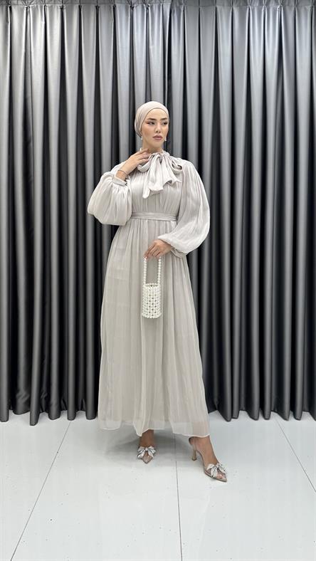 4728 H - DİANA Boyundan Bağlama Detaylı Balon Kollu Janjan Kumaş Abiye Elbise-Bej