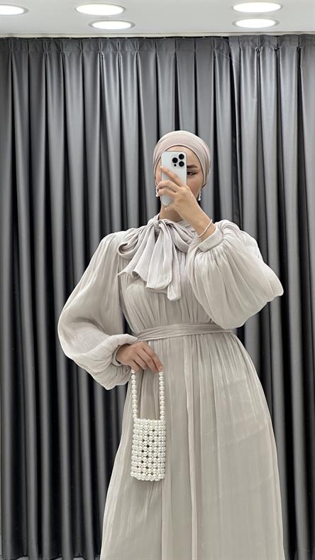 4728 H - DİANA Boyundan Bağlama Detaylı Balon Kollu Janjan Kumaş Abiye Elbise-Bej