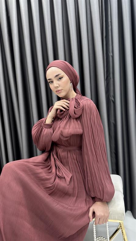 4728 H - DİANA Boyundan Bağlama Detaylı Balon Kollu Janjan Kumaş Abiye Elbise-Marsala