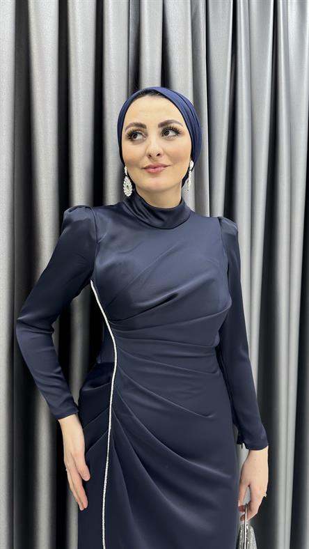 4749 H - SEREN Arkaya Doğru Uzayan Etek Detaylı ve Bel Drapeli Sade Kesim Saten Abiye Elbise-Lacivert