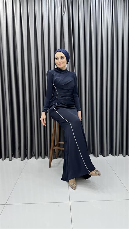 4749 H - SEREN Arkaya Doğru Uzayan Etek Detaylı ve Bel Drapeli Sade Kesim Saten Abiye Elbise-Lacivert