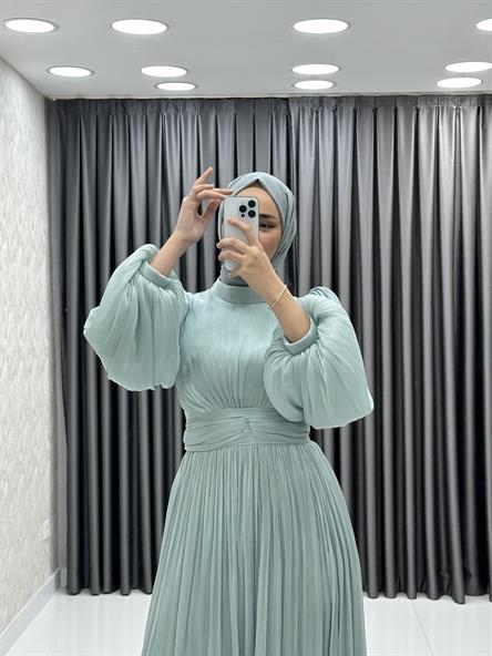 4759 H - ALİNA Balon Kol Detaylı ve Pileli Rahat Kesim Saten Abiye Elbise-Mint