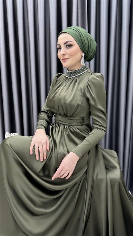 4771 H - RAHMA Taş İşlemeli Yakalık ve Göğüs Drapesi Detaylı Saten Abiye Elbise-Haki