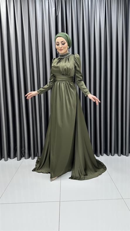 4771 H - RAHMA Taş İşlemeli Yakalık ve Göğüs Drapesi Detaylı Saten Abiye Elbise-Haki