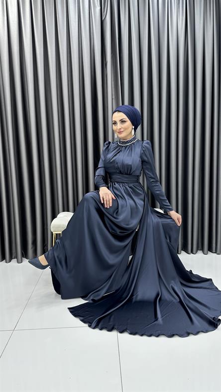 4771 H - RAHMA Taş İşlemeli Yakalık ve Göğüs Drapesi Detaylı Saten Abiye Elbise-Lacivert