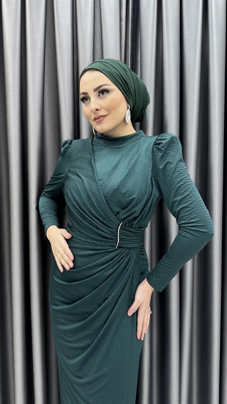 4787 H - ASRIN Drape Görünümlü ve Karpuz Kollu Sandy Kumaş Abiye Elbise-Zümrüt