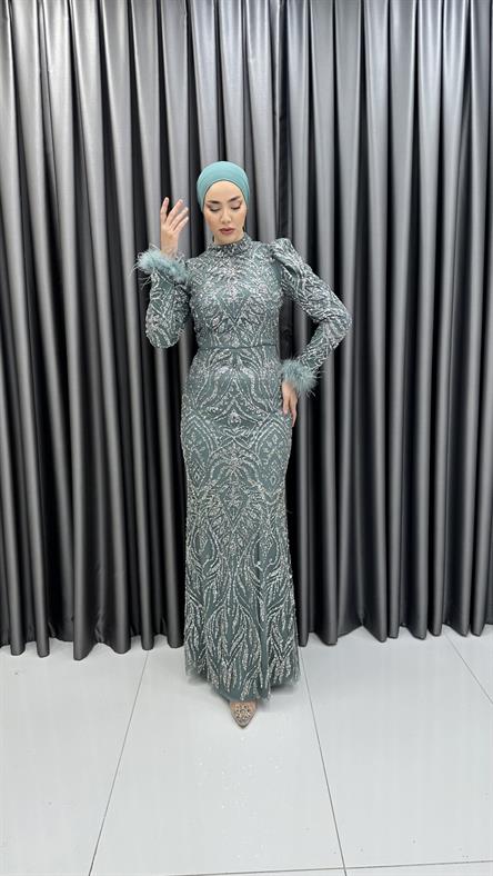 4798 H - ÇİLAY Bileklerinde Tüy Detaylı Balık Kesim Boncuklu Tül Abiye Elbise-Petrol