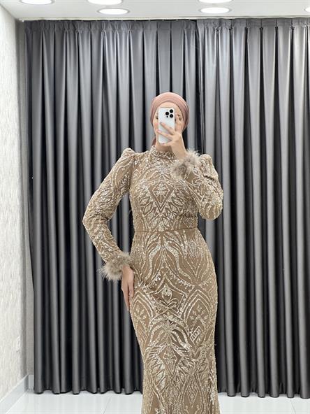 4798 H - ÇİLAY Bileklerinde Tüy Detaylı Balık Kesim Boncuklu Tül Abiye Elbise-Vizon