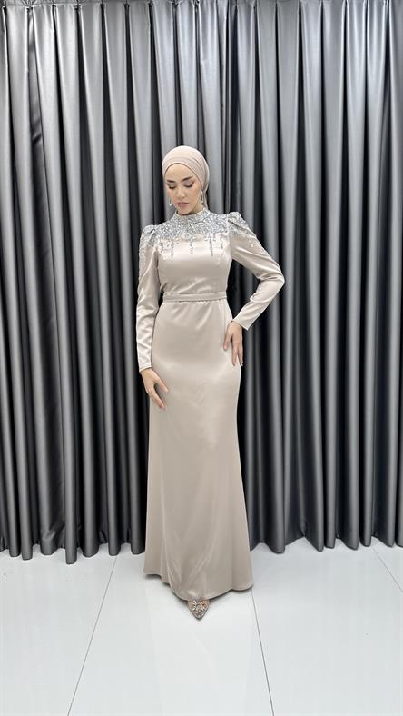 4803 H - AHUSE Taş İşlemeli ve Kemer Detaylı Hafif Balık Kesim Saten Abiye Elbise-Bej