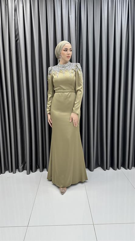 4803 H - AHUSE Taş İşlemeli ve Kemer Detaylı Hafif Balık Kesim Saten Abiye Elbise-Yağ Yeşili