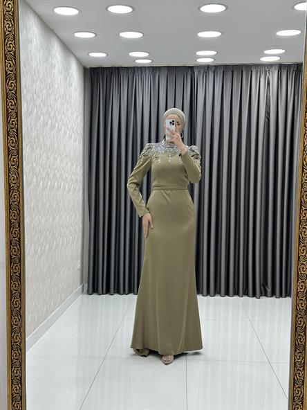 4803 H - AHUSE Taş İşlemeli ve Kemer Detaylı Hafif Balık Kesim Saten Abiye Elbise-Yağ Yeşili
