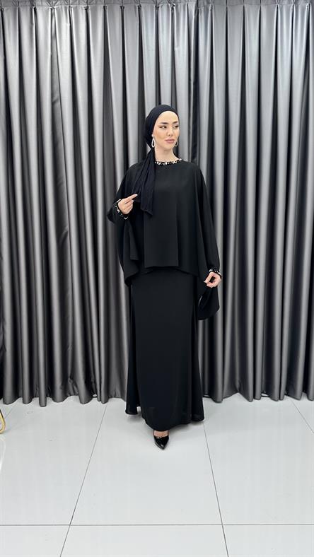 4819 H - DİLA Pelerin Üst ve Taş Detaylı Krep Abiye Elbise-Siyah