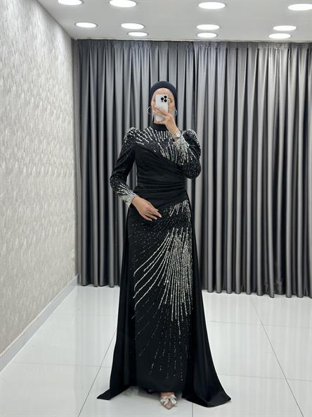 4837 H - HARİKA Boncuk İşlemeli ve Pelerin Etekli Saten Abiye Elbise-Siyah