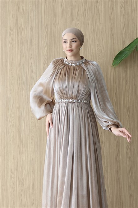 5240 H Sophia Abiye-Gold Rengi