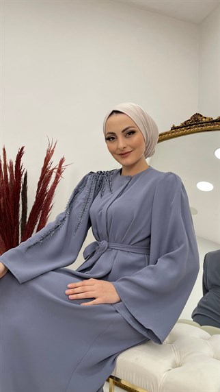 6053 Q Abaya
