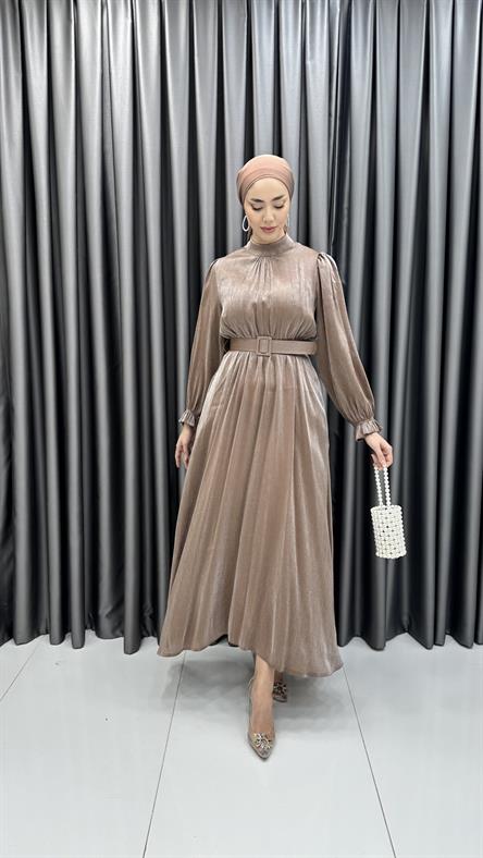 8260 H - Fırfırlı Manşet ve Kemer Detaylı Parlak Bayan Elbise-Kahve Rengi
