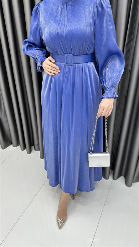 8260 H - Fırfırlı Manşet ve Kemer Detaylı Parlak Bayan Elbise-Mavi