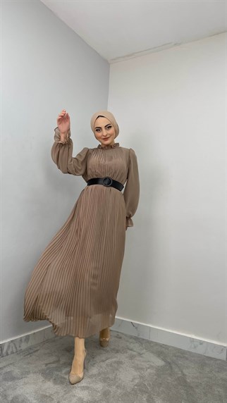 982 R – Piliseli Kemerli Elbise-Taş